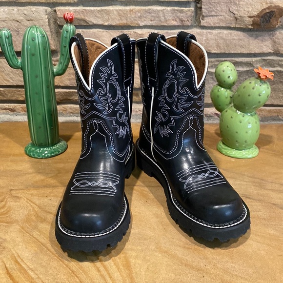 Justin Boots Shoes - NOT FOR SALE: NWOB Ariat Fat Boy Boots 👢!